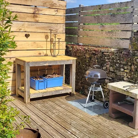 Feriehus Courtyard Cosy Bazoges-en-Pareds